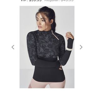 Fabletics Amelia Seamless Long Sleeve Pullover